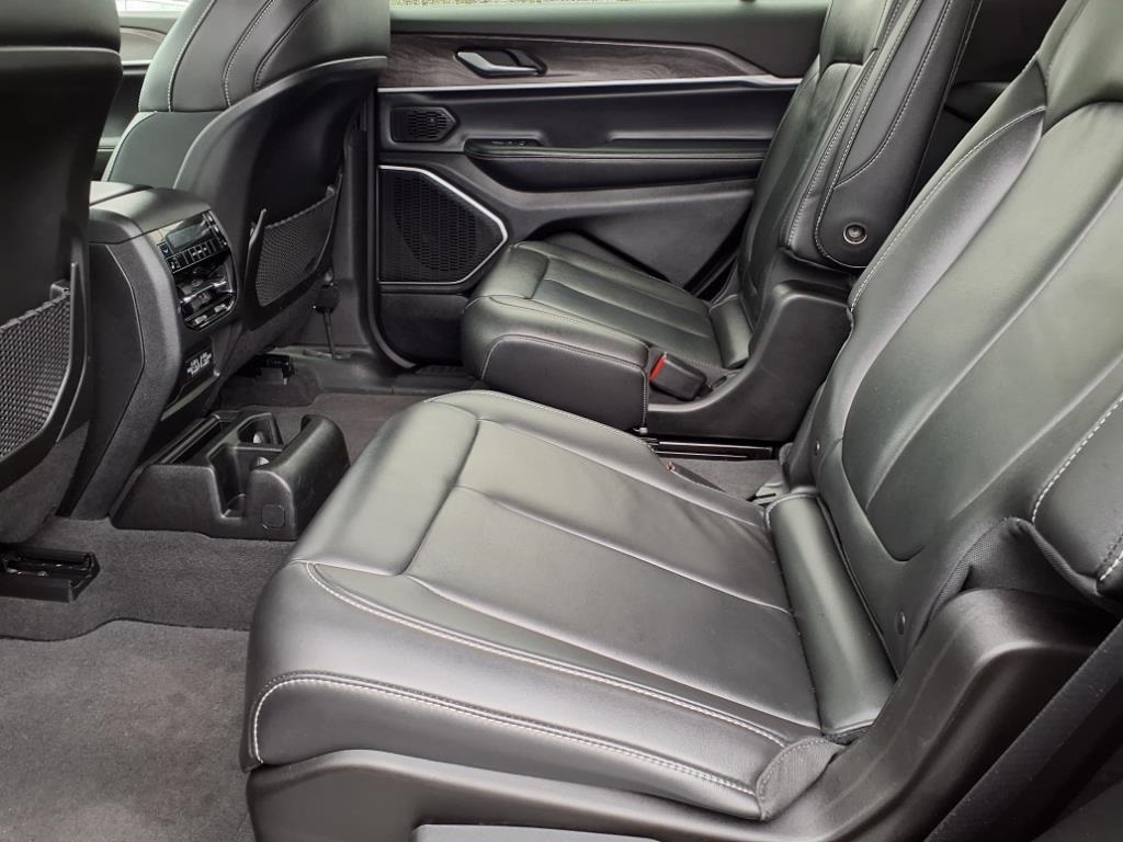 used 2022 Jeep Grand Cherokee L car, priced at $29,900