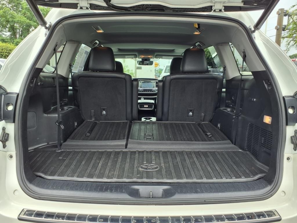 used 2018 Toyota Highlander car, priced at $24,500
