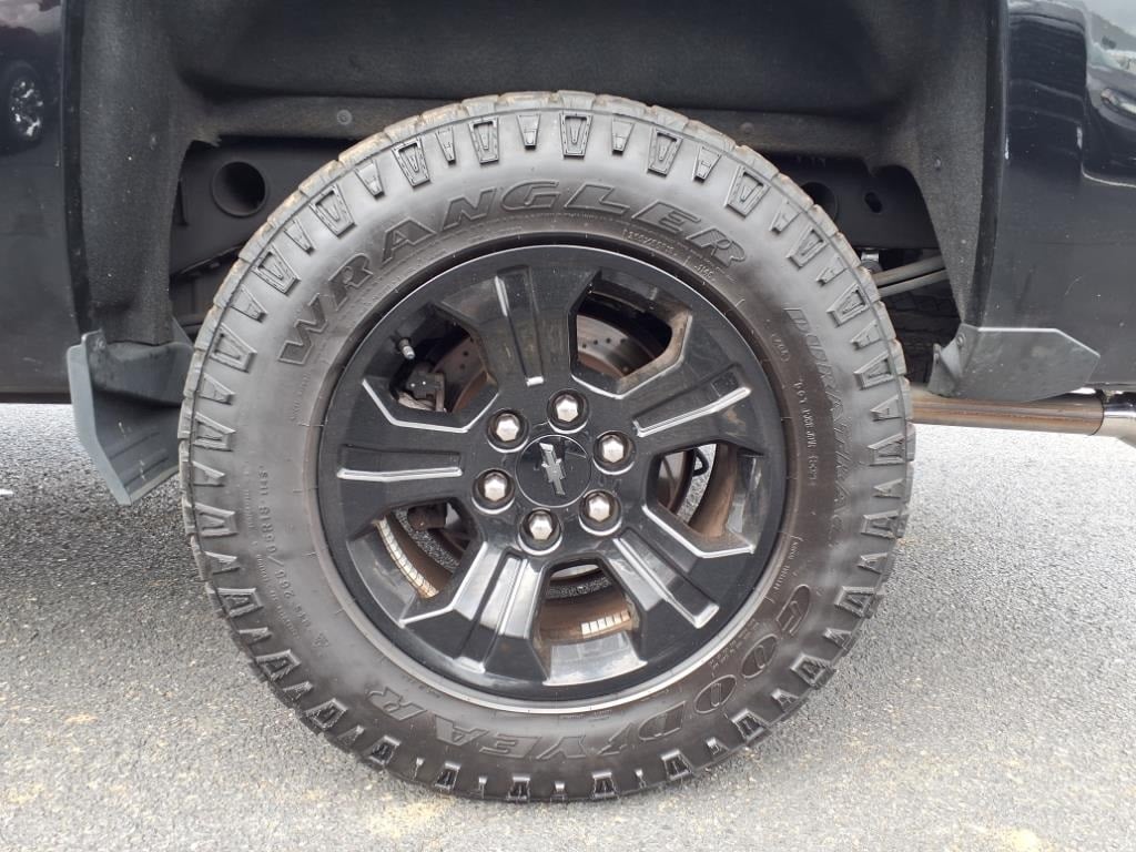 used 2018 Chevrolet Silverado 1500 car, priced at $25,900