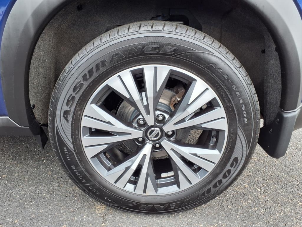 used 2021 Nissan Rogue car, priced at $17,900