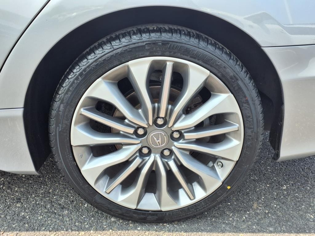 used 2018 Acura RLX car, priced at $22,900
