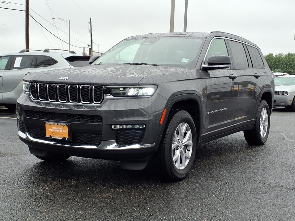 used 2022 Jeep Grand Cherokee L car, priced at $29,900