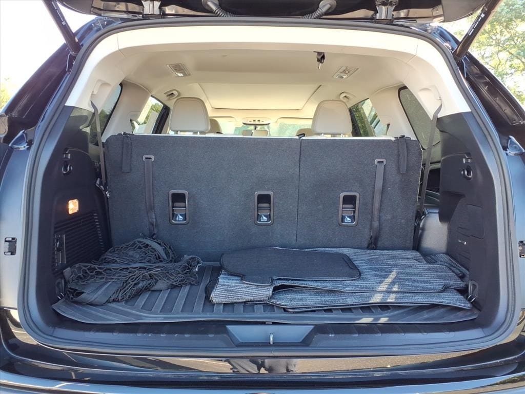 used 2022 Subaru Ascent car, priced at $32,900