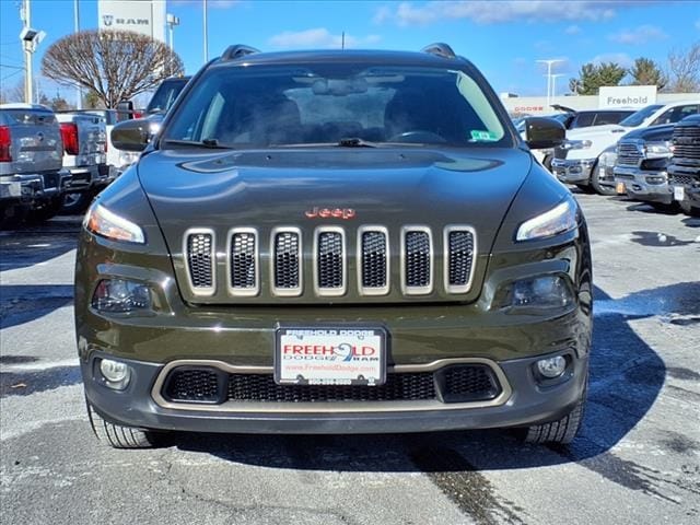 used 2016 Jeep Cherokee car, priced at $10,900