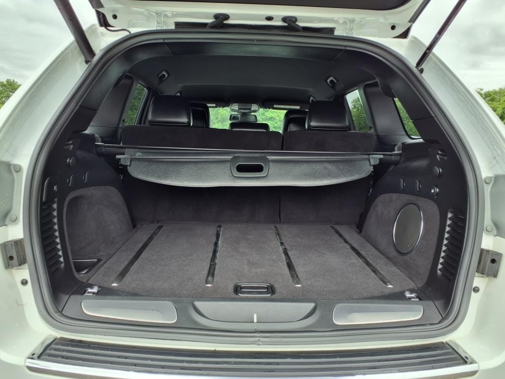 used 2014 Jeep Grand Cherokee car, priced at $14,900