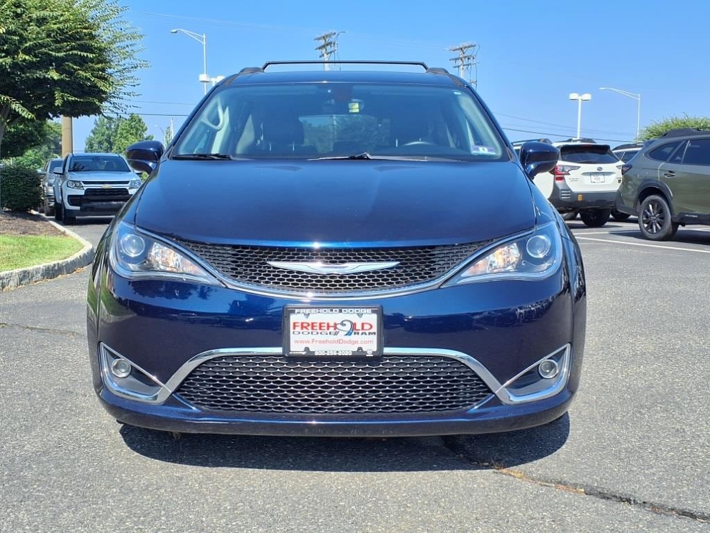 used 2017 Chrysler Pacifica car, priced at $13,900