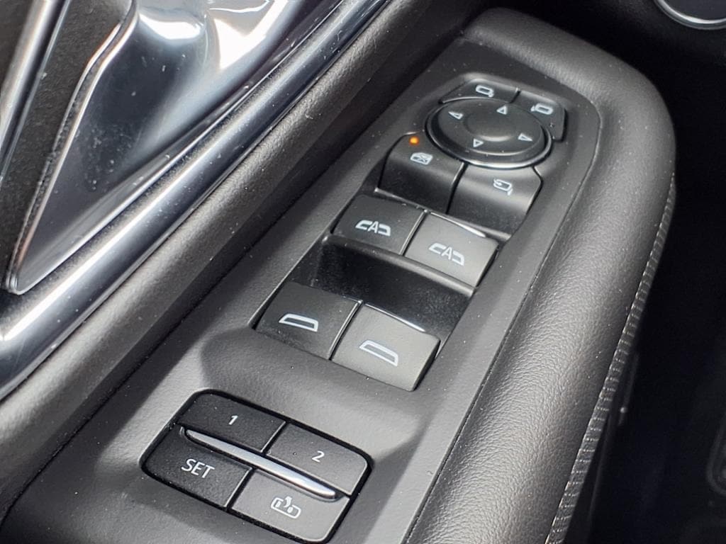 used 2023 Chevrolet Suburban car, priced at $51,900
