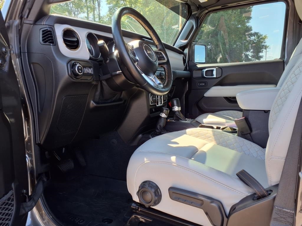 used 2021 Jeep Gladiator car, priced at $34,900
