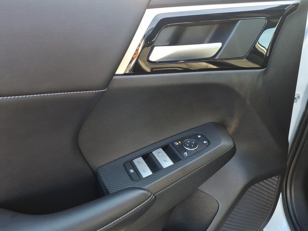 used 2022 Mitsubishi Outlander car, priced at $21,900