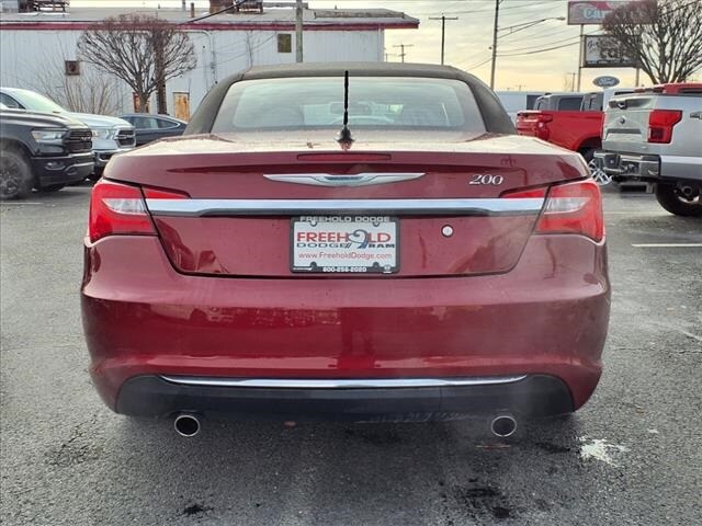 used 2013 Chrysler 200 car, priced at $8,900