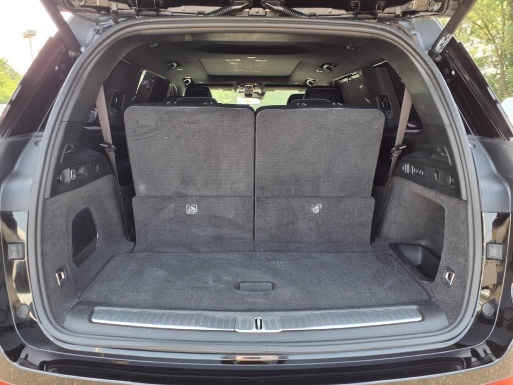 used 2022 Jeep Grand Cherokee L car, priced at $35,900