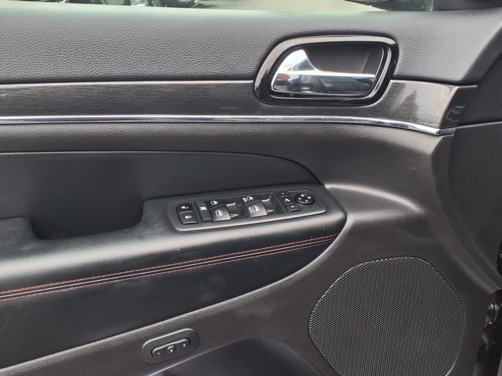 used 2021 Jeep Grand Cherokee car, priced at $32,900
