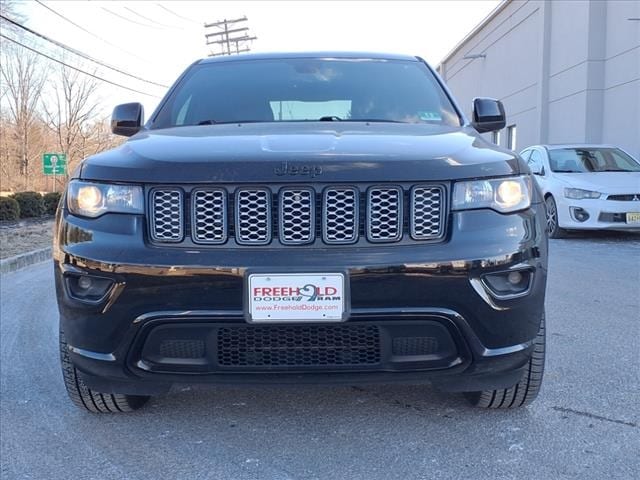 used 2017 Jeep Grand Cherokee car, priced at $18,500