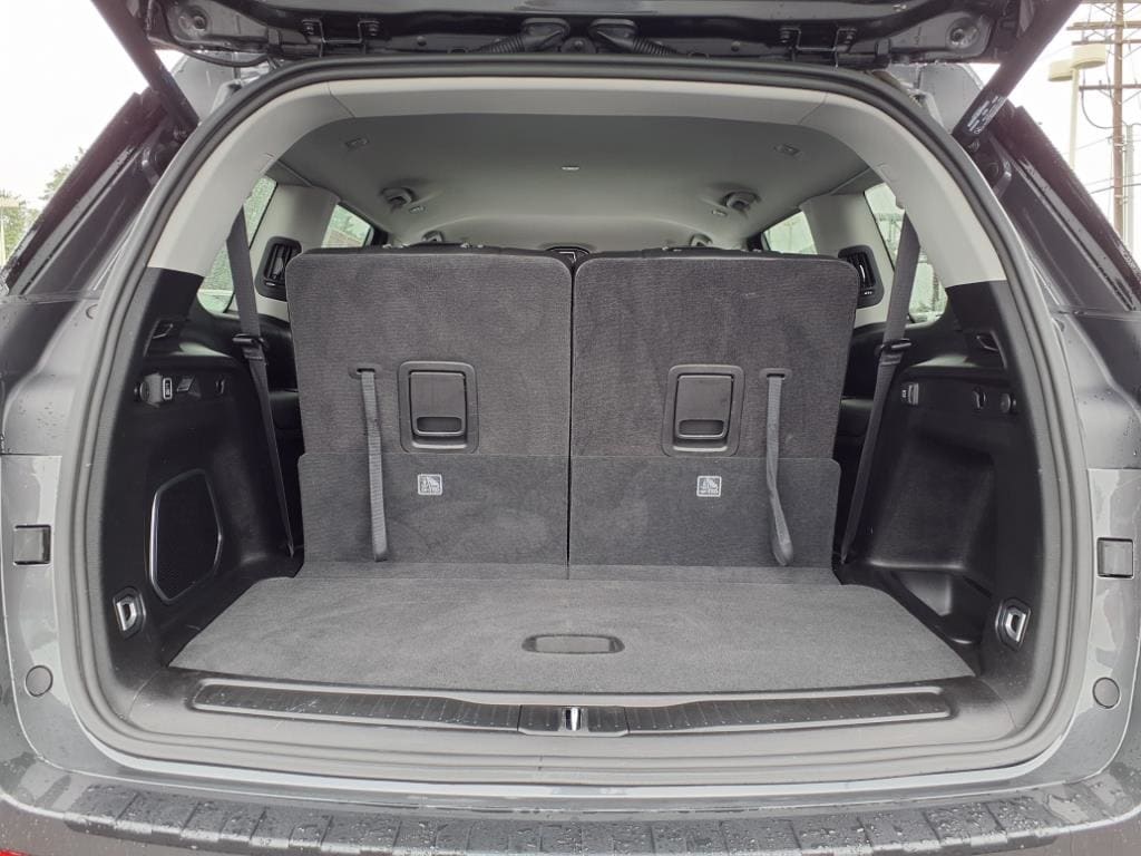 used 2022 Jeep Grand Cherokee L car, priced at $29,900