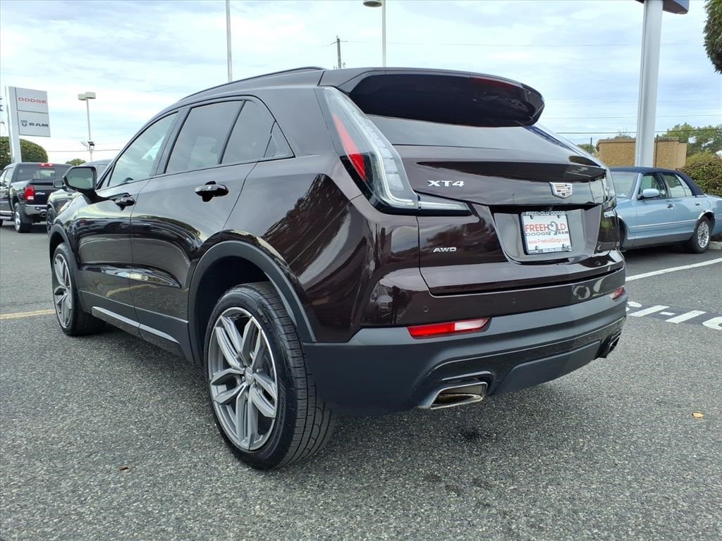 used 2020 Cadillac XT4 car, priced at $17,900
