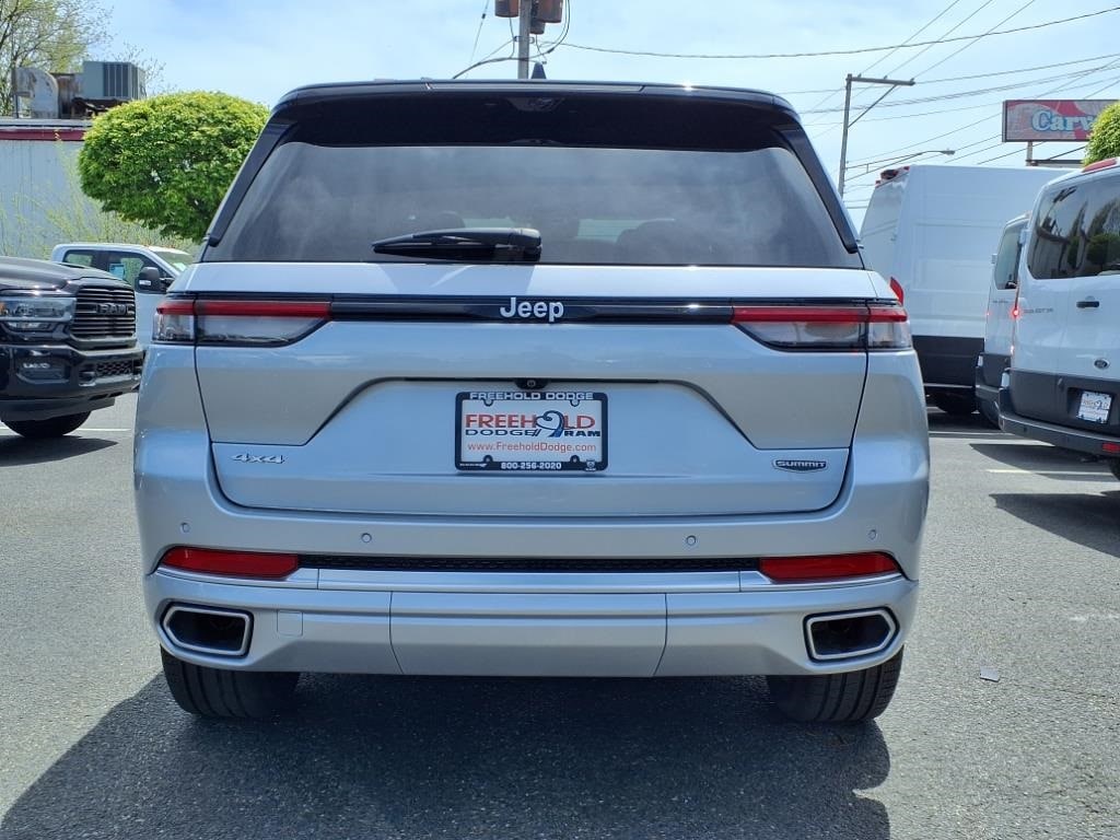used 2023 Jeep Grand Cherokee car, priced at $44,901