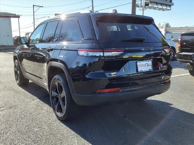 used 2023 Jeep Grand Cherokee car, priced at $34,900