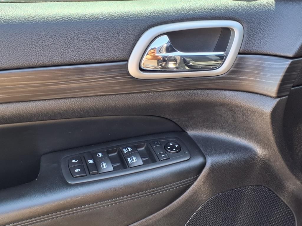 used 2020 Jeep Grand Cherokee car, priced at $23,500