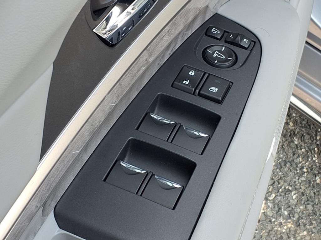 used 2018 Acura RLX car, priced at $22,900