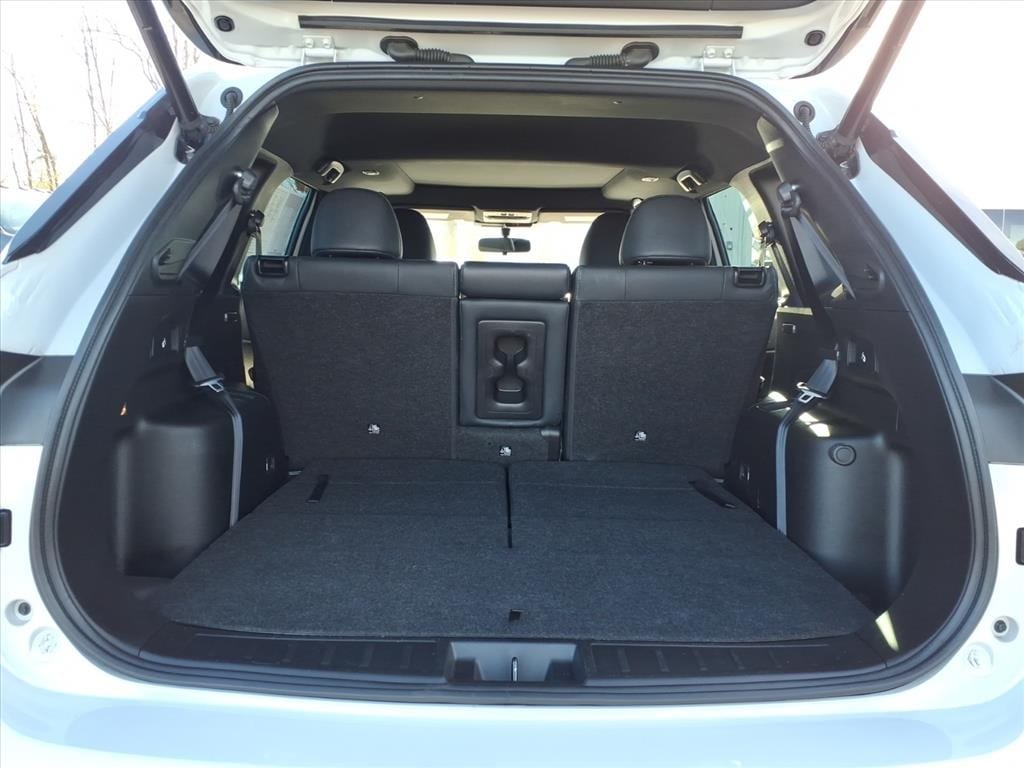 used 2022 Mitsubishi Outlander car, priced at $21,900