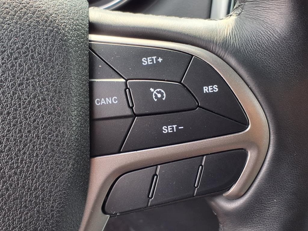 used 2018 Jeep Grand Cherokee car, priced at $20,500