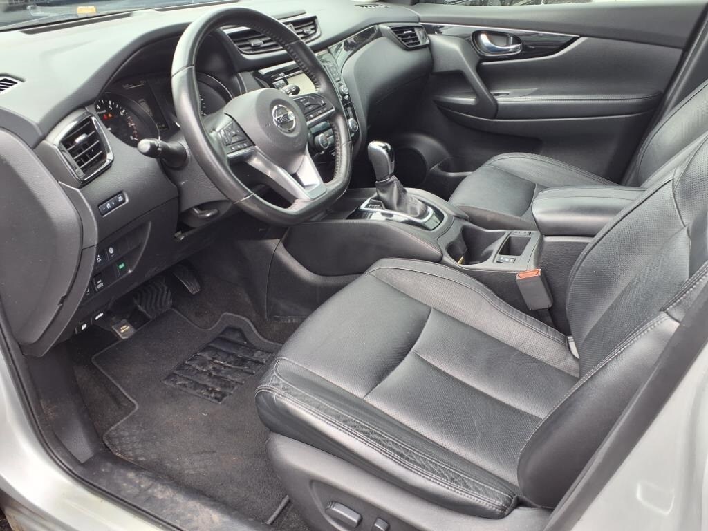 used 2017 Nissan Rogue Sport car, priced at $14,900