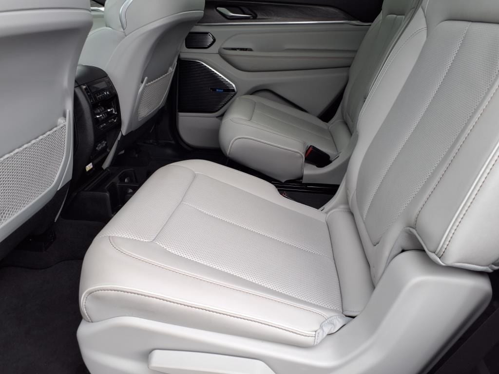 used 2021 Jeep Grand Cherokee L car, priced at $35,900