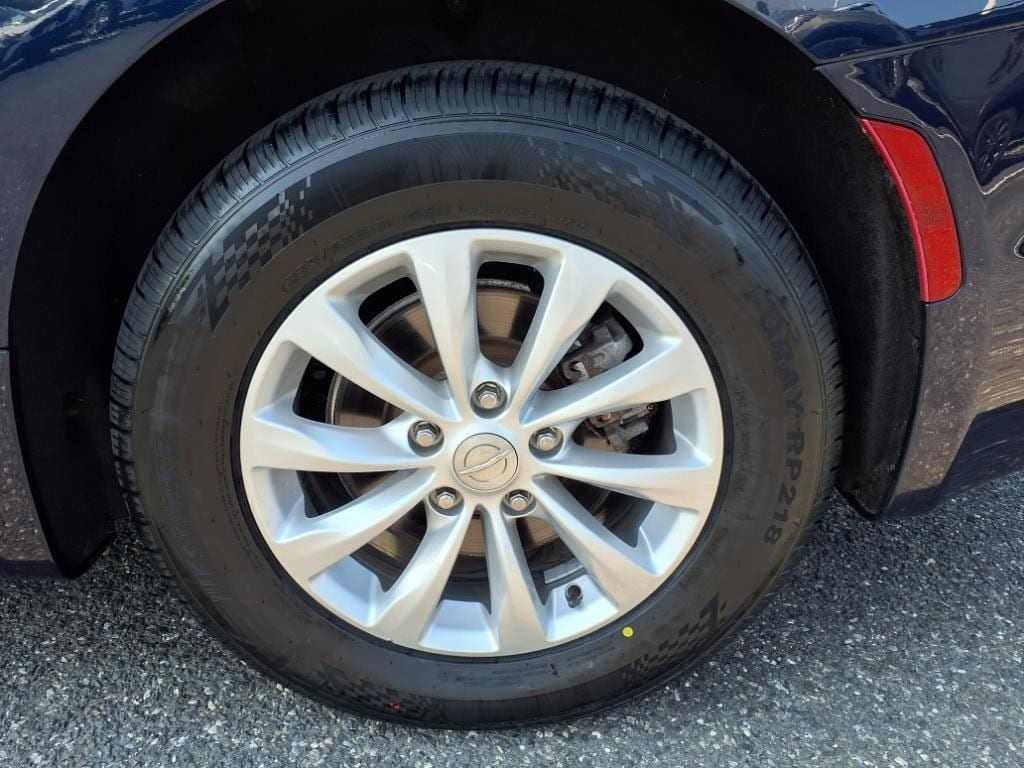 used 2017 Chrysler Pacifica car, priced at $13,900
