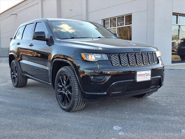 used 2017 Jeep Grand Cherokee car, priced at $18,500