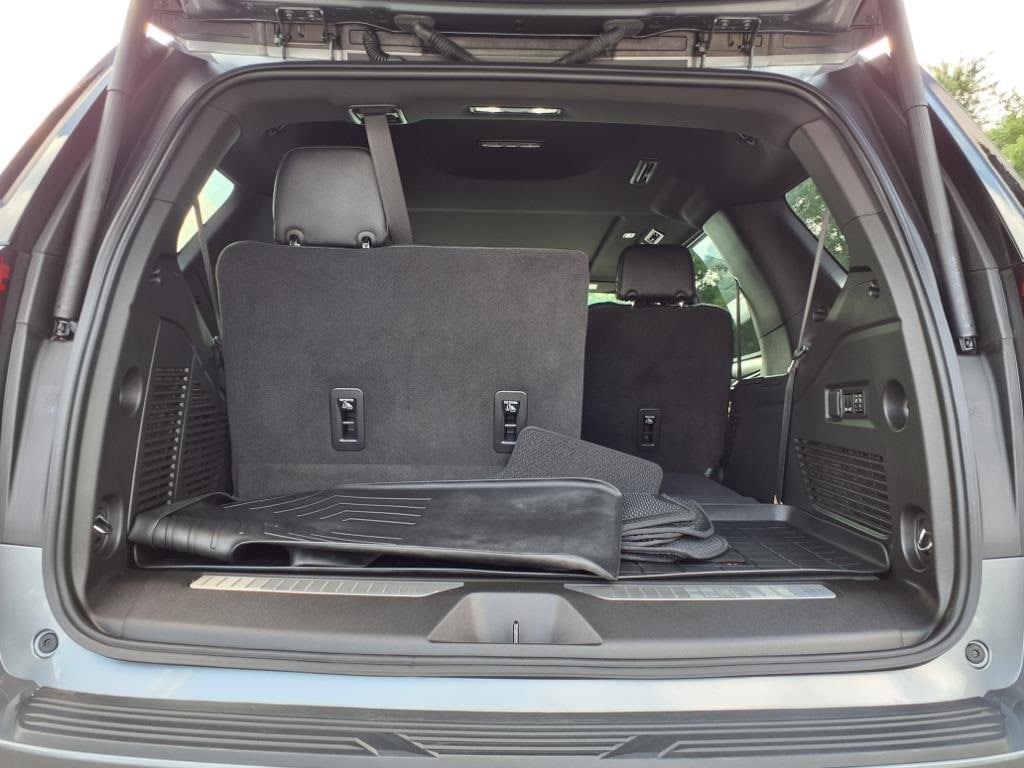 used 2022 GMC Yukon car, priced at $65,900