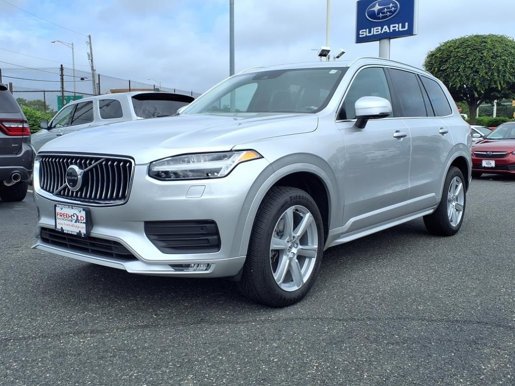 used 2022 Volvo XC90 car, priced at $39,500