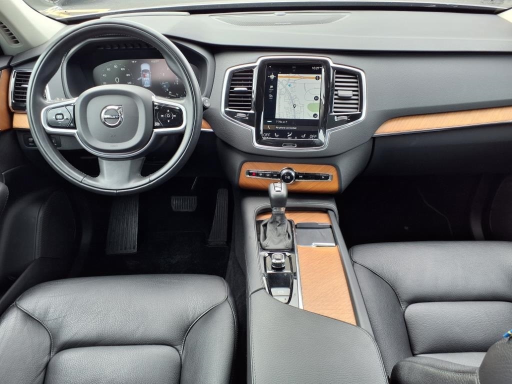used 2022 Volvo XC90 car, priced at $39,500