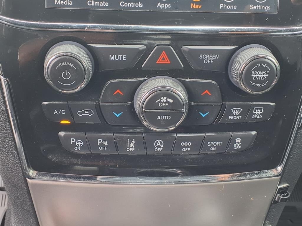 used 2021 Jeep Grand Cherokee car, priced at $32,900