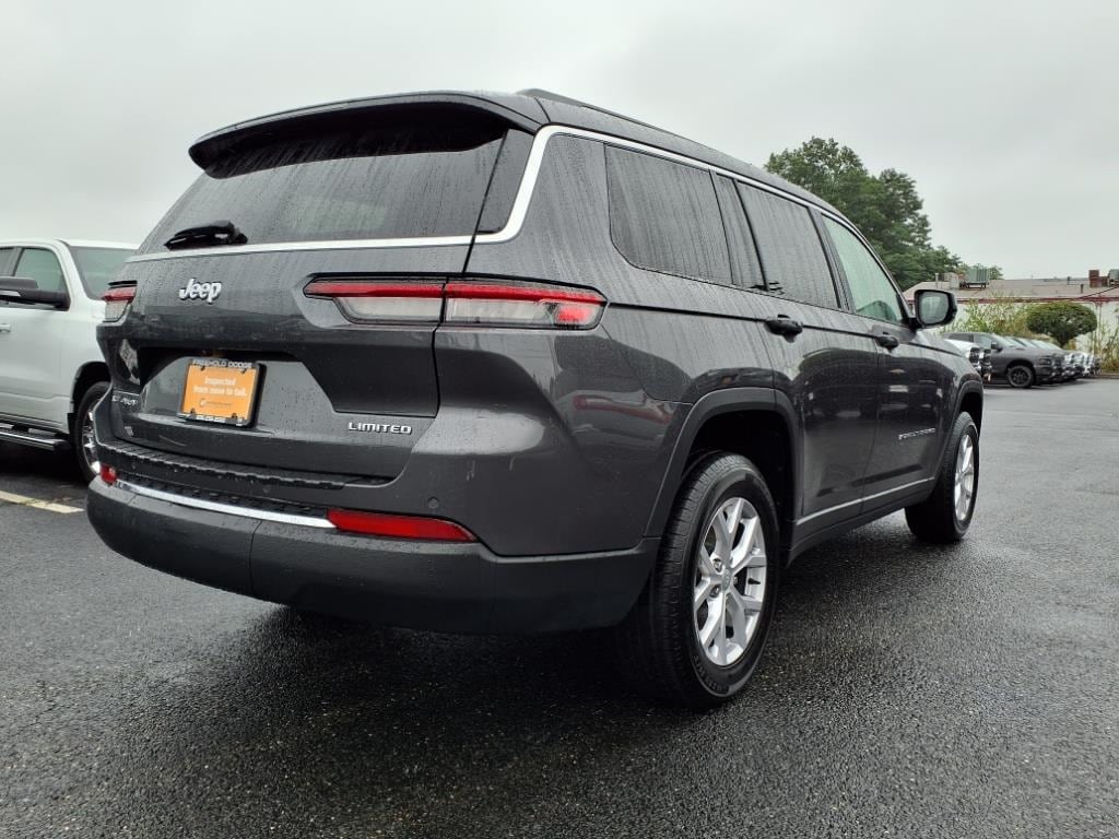 used 2022 Jeep Grand Cherokee L car, priced at $29,900