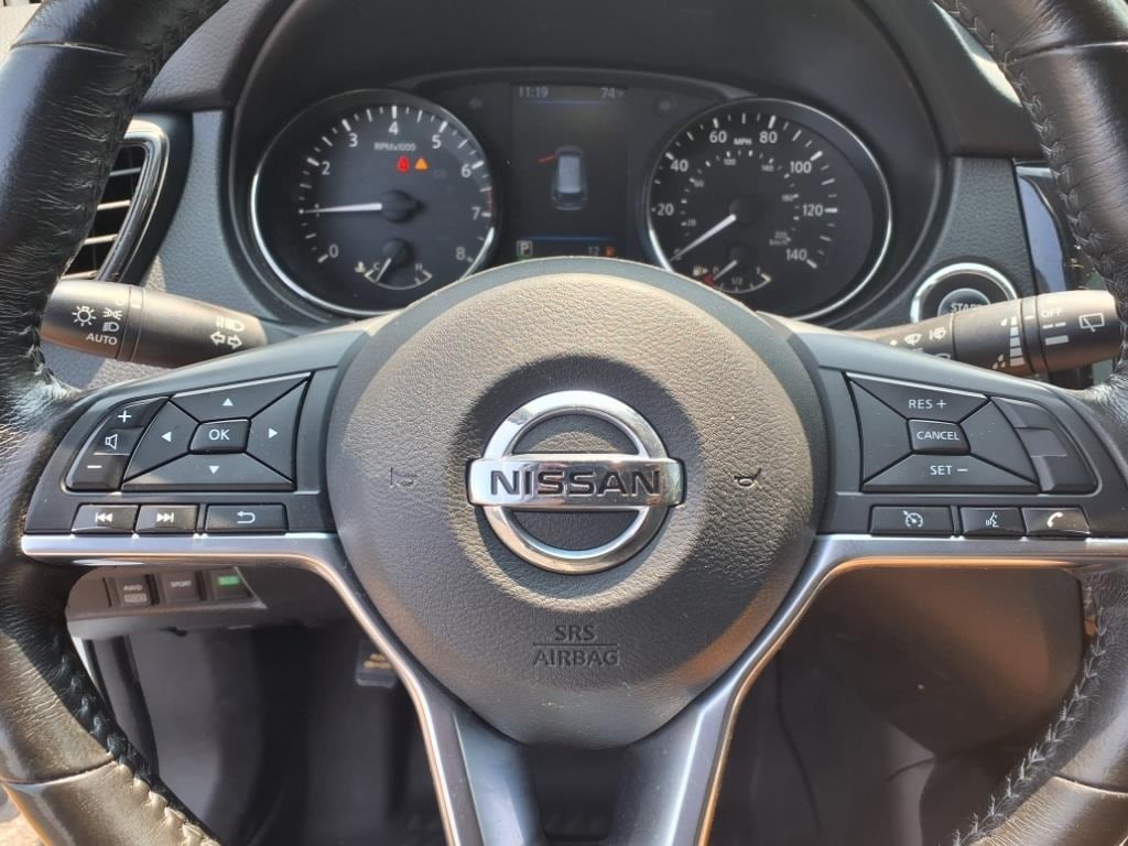 used 2018 Nissan Rogue car, priced at $10,900