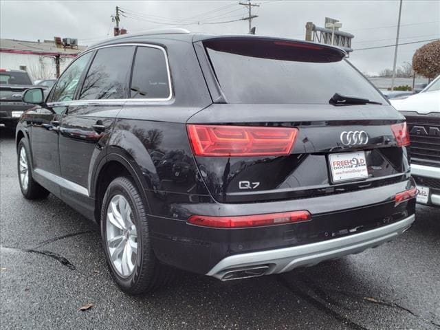 used 2019 Audi Q7 car, priced at $17,500