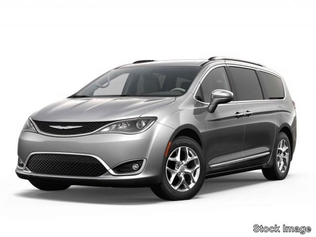 used 2018 Chrysler Pacifica car, priced at $16,900