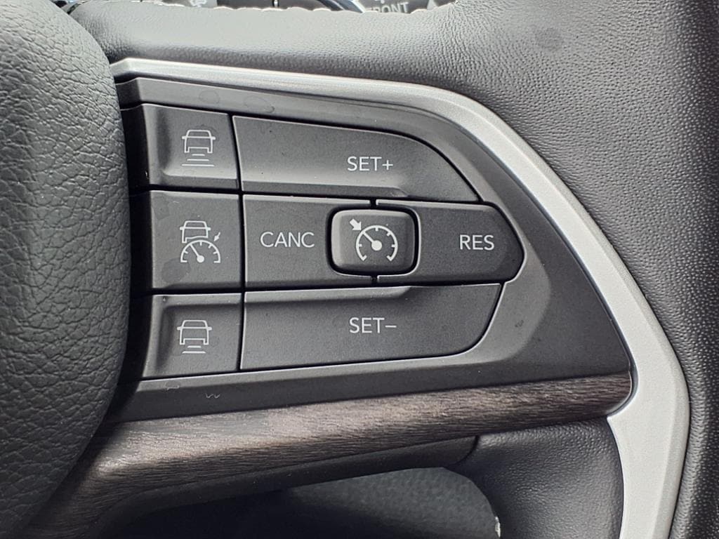 used 2022 Jeep Grand Cherokee L car, priced at $29,900