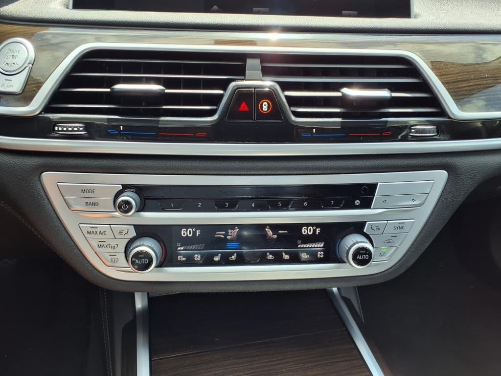 used 2022 BMW 7-Series car, priced at $43,900