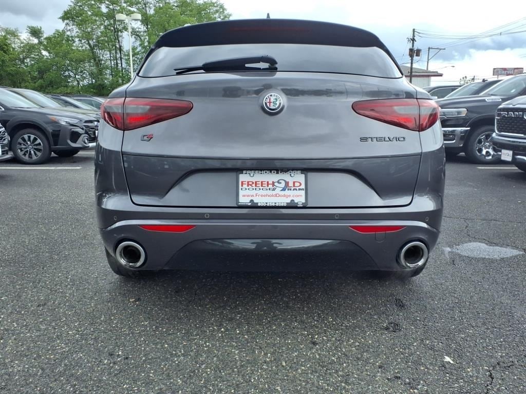 used 2021 Alfa Romeo Stelvio car, priced at $24,900