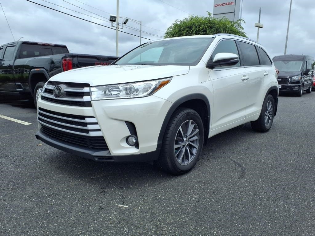 used 2018 Toyota Highlander car, priced at $24,500