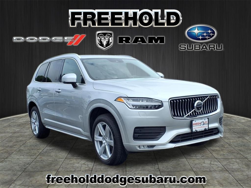 used 2022 Volvo XC90 car, priced at $39,500