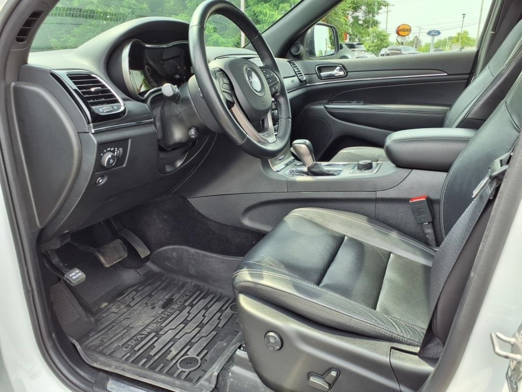 used 2021 Jeep Grand Cherokee car, priced at $28,900