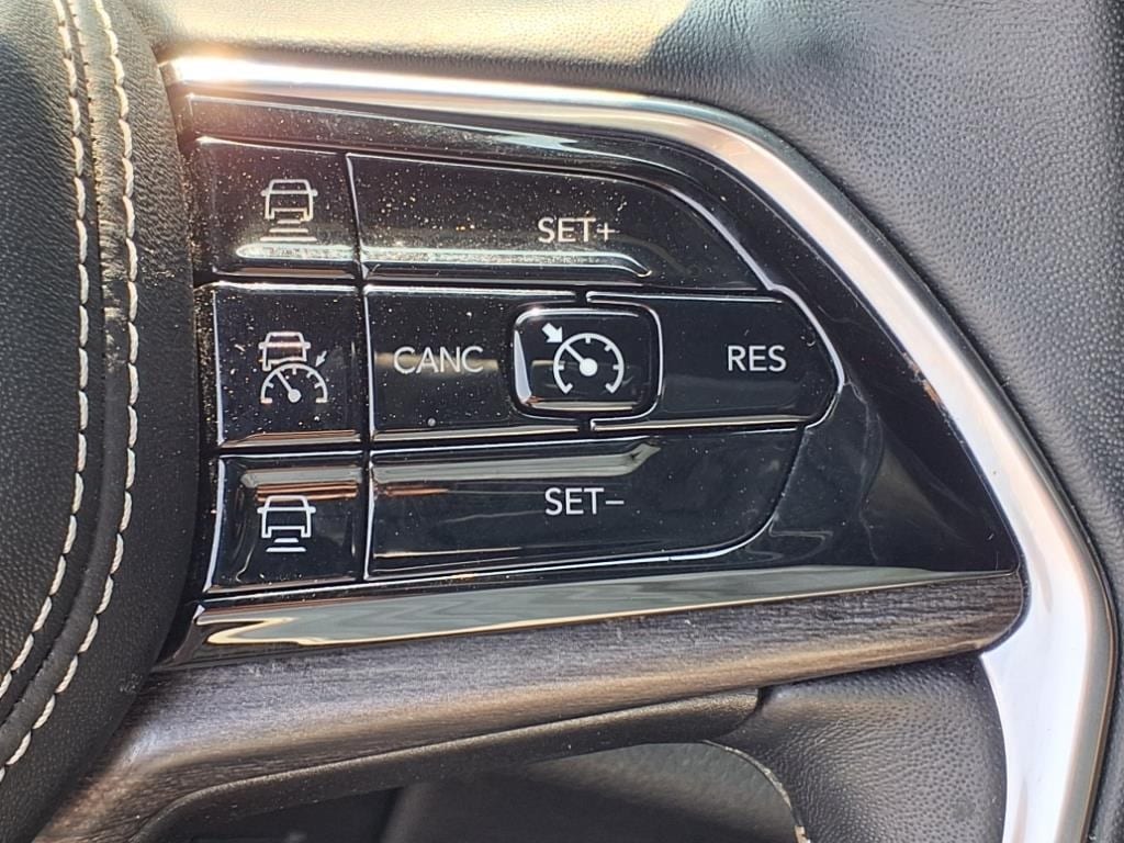 used 2022 Jeep Grand Cherokee L car, priced at $35,900