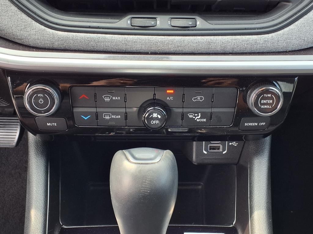 used 2022 Jeep Compass car, priced at $20,900