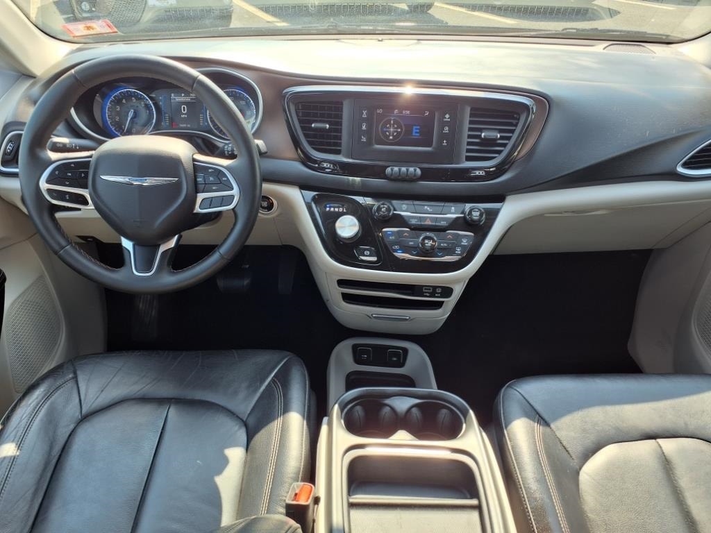 used 2017 Chrysler Pacifica car, priced at $13,900
