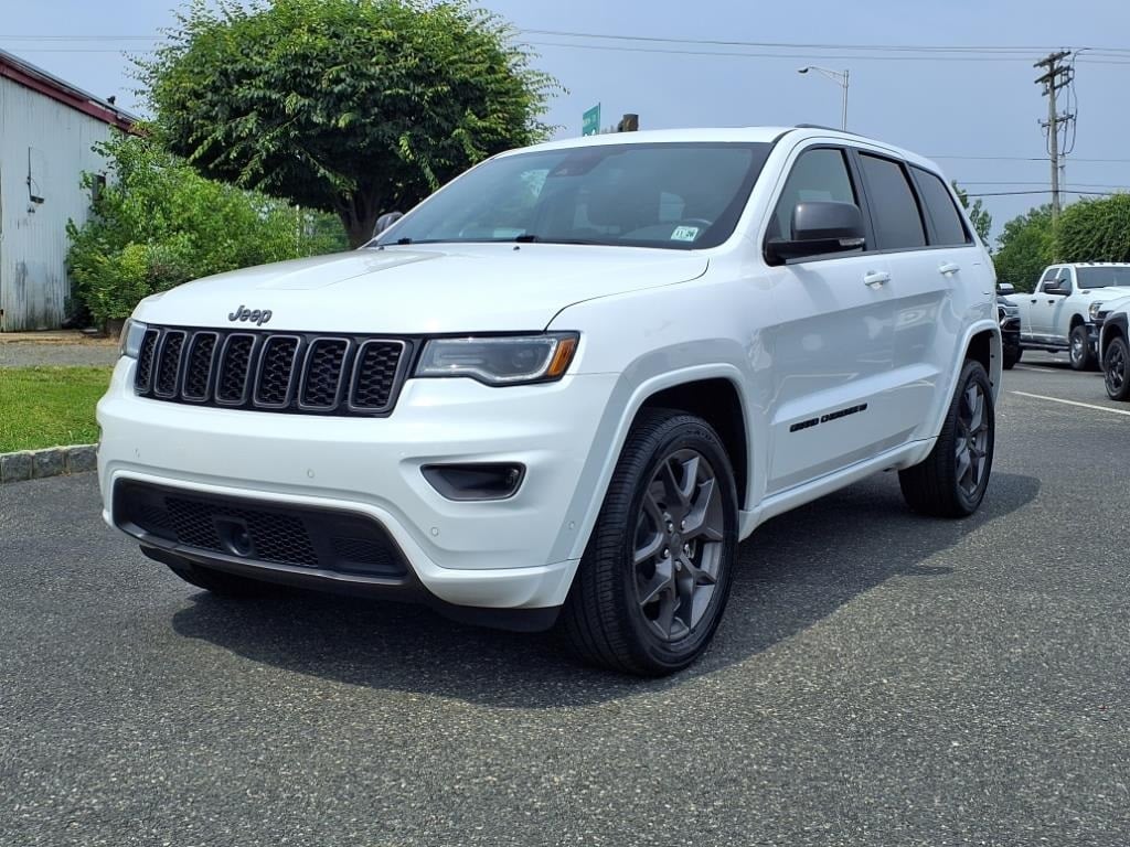 used 2021 Jeep Grand Cherokee car, priced at $28,900