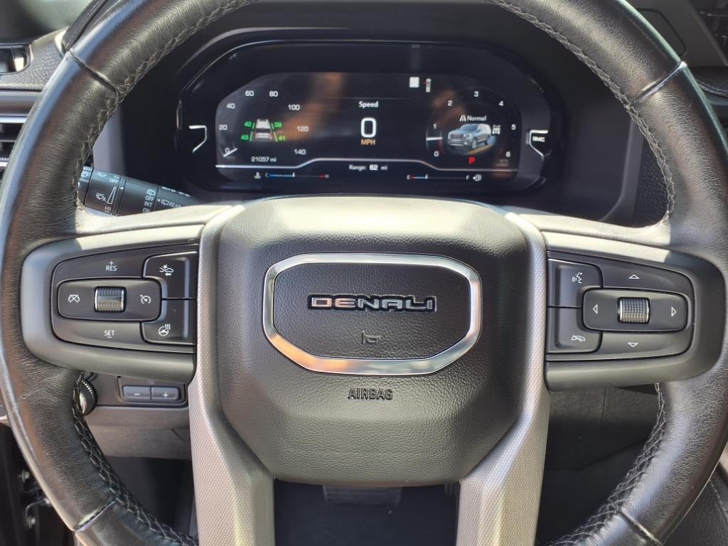 used 2022 GMC Yukon car, priced at $65,900