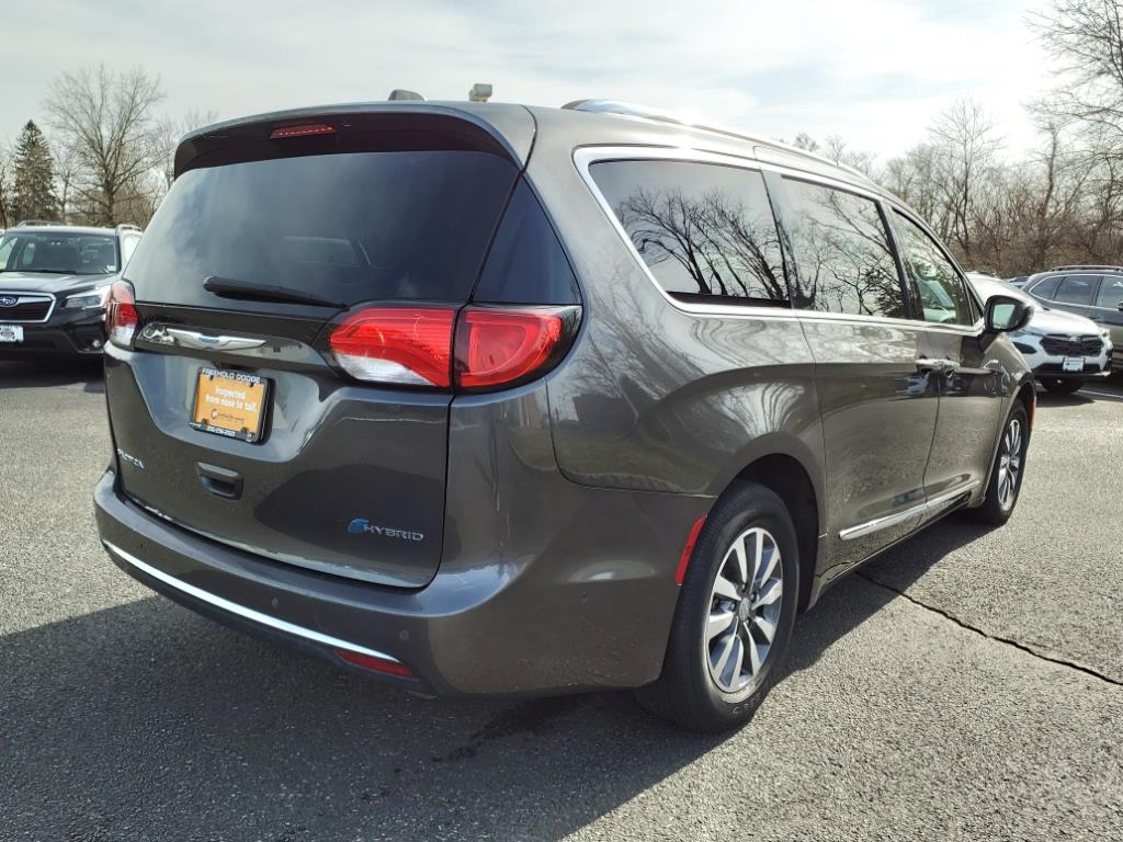 used 2020 Chrysler Pacifica Hybrid car, priced at $28,900