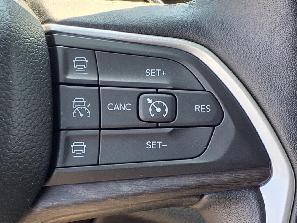 used 2022 Jeep Grand Cherokee L car, priced at $31,900